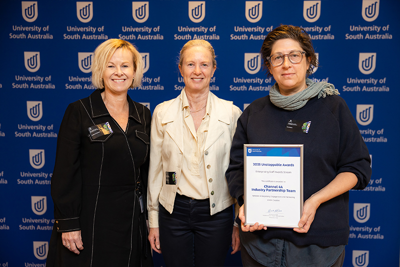 20251119_Enterprising_Staff_Awards-37_CHANNEL 44_WINNER.jpg