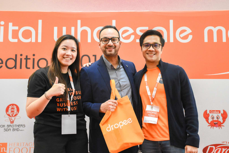 : Lennise Ng (Dropee CEO), Imran Shahid (Maxis Head of Solution Sales & Presales), and Aizat Rahim (Dropee COO) at Dropee&rsquo;s Digital Wholesale Market: F&B Edition 2019