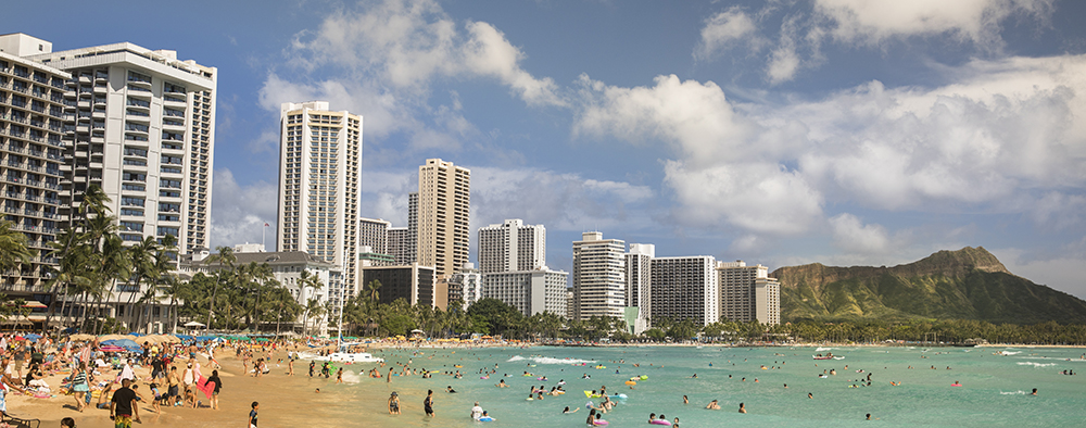 Crowded Waikiki Beach. Pgiam/Getty images