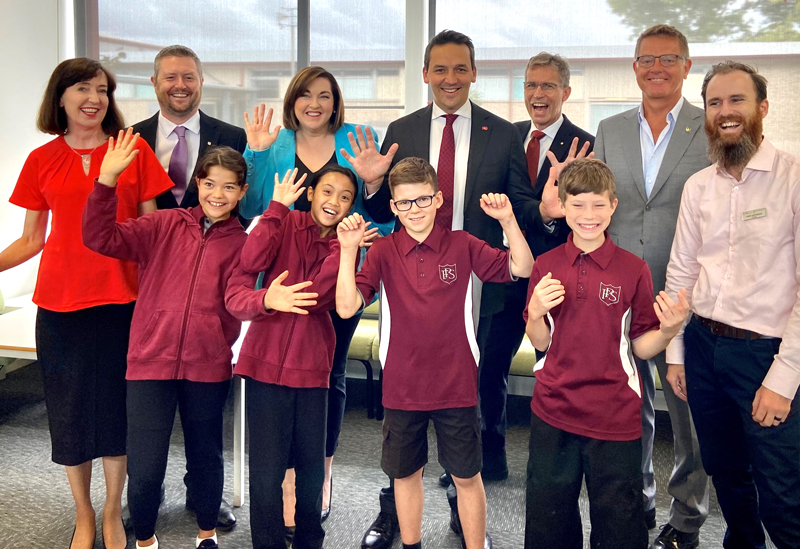 UniSA signed a tri-university Memorandum of Intent to boost allied health placements in the State&rsquo;s schools. &nbsp;Pictured L-R: Deputy Premier of South Australia Susan Close, VC UniSA Prof David Lloyd, Member for Badcoe Jane Stinson Minister for Education, Training and Skills, Blair Boyer, VC Adelaide University Prof Peter Hoj, VC Flinders Uni Prof Colin Stirling, and Principal of Forbes Primary School Kirby Dickinson with Year5 students Amelia, Sophia, Nelson and Craig.